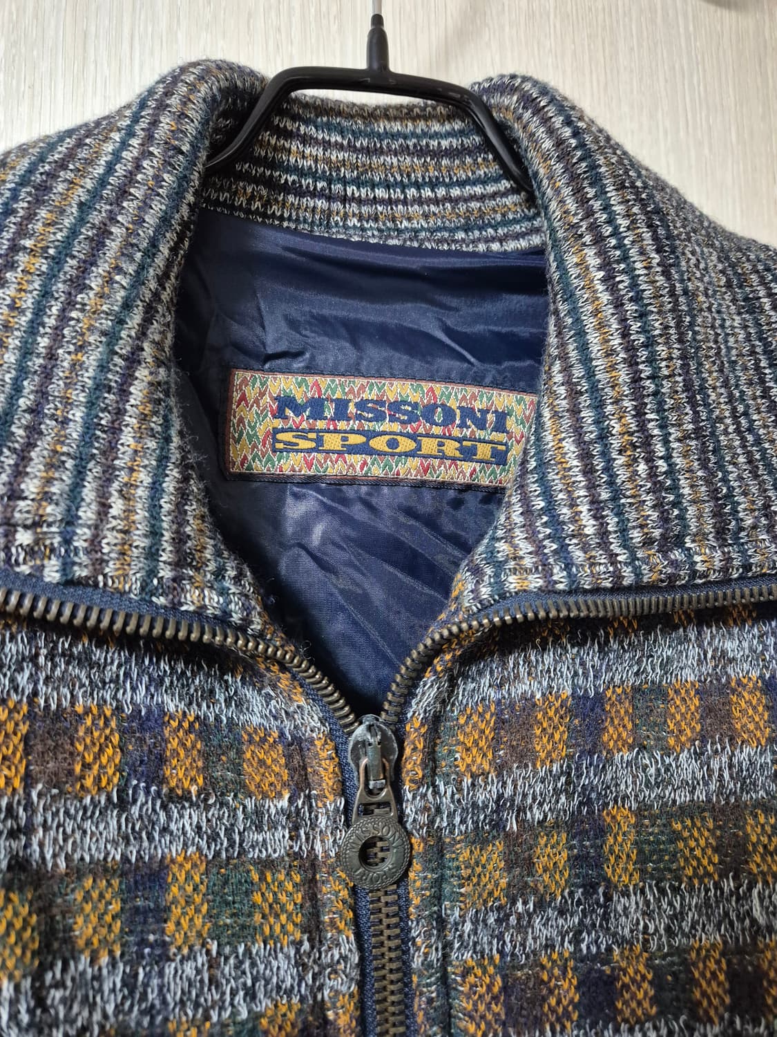 (정품) 미쏘니 스포츠 멀티체크 울 집업 점퍼 자켓 상품이미지4