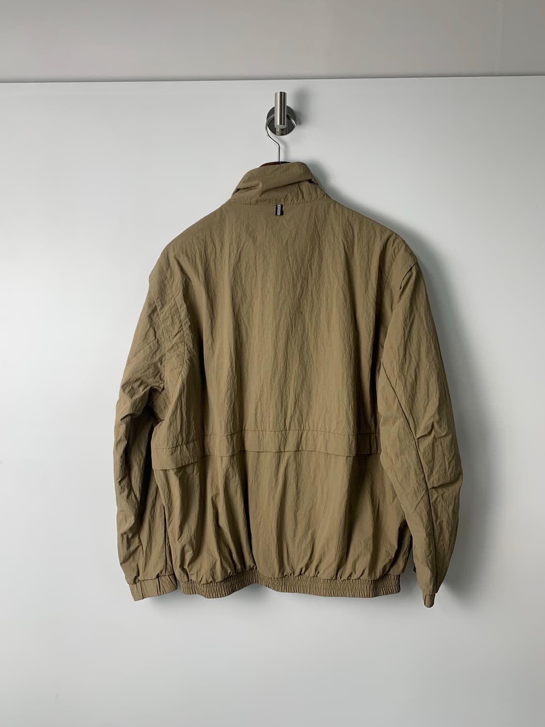 푸마 로고 포켓 카키 바람막이 자켓 상품이미지3