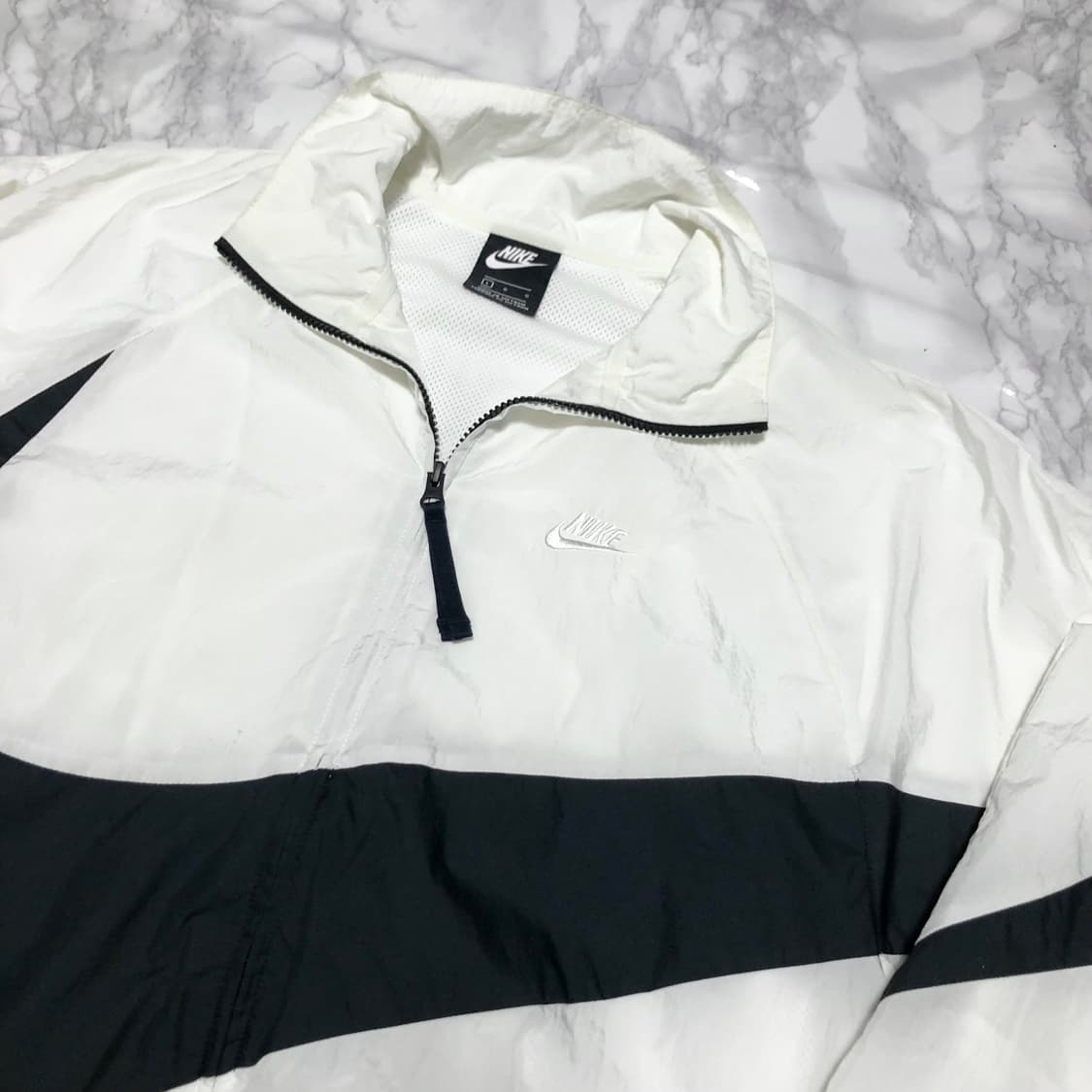 나이키 바람막이 자켓 오버핏 깔끔 빅로고 상품이미지2