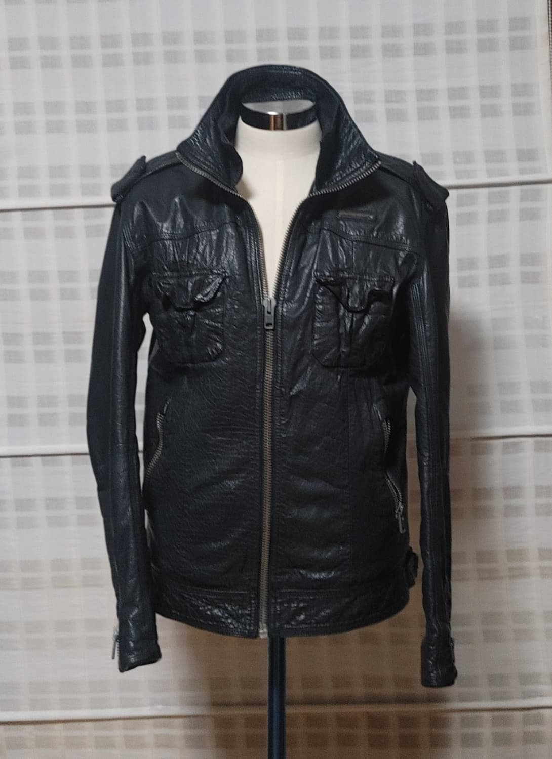 (100% 가죽) 슈퍼드라이 검정 가죽 자켓 M (95~100) 상품이미지4