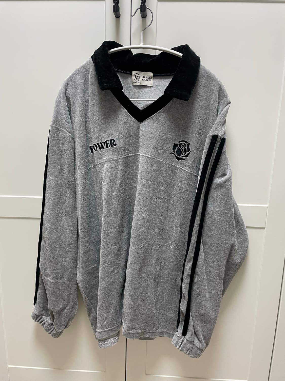 HAVISM 해비즘 벨루어 브이넥 맨투맨 상품이미지4