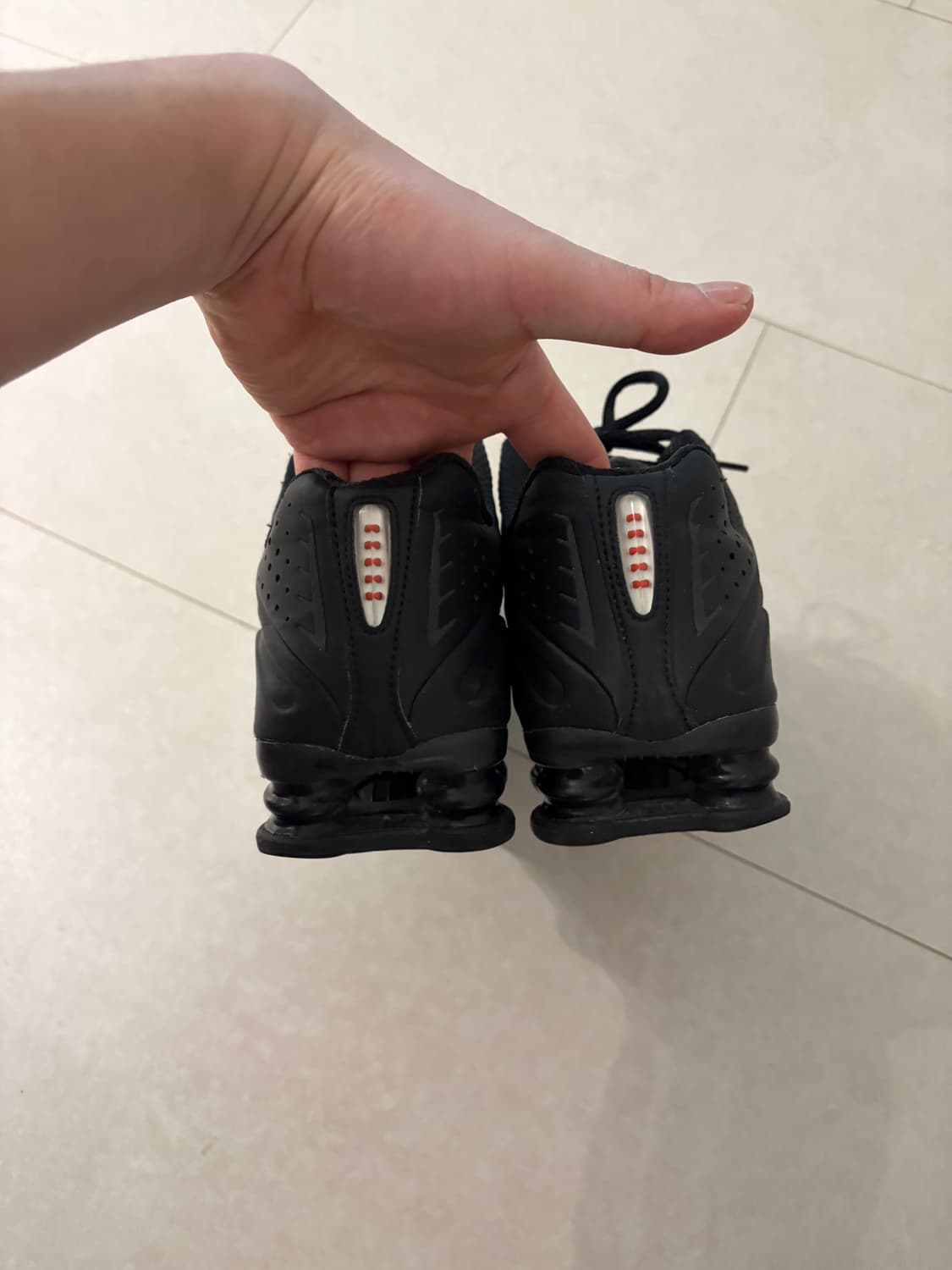 샥스 r4 올블랙 상품이미지4