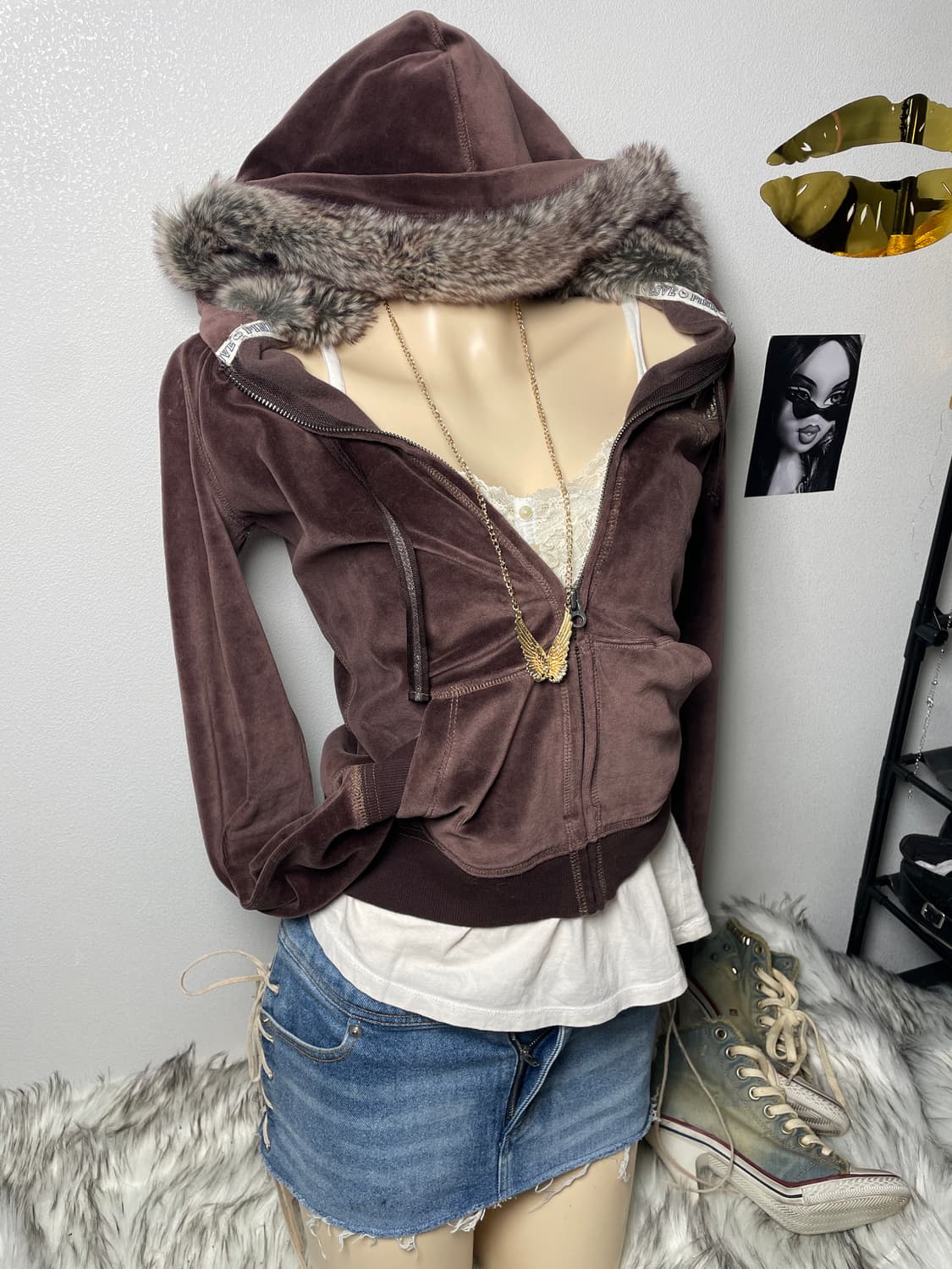 Victoria’s Secret PINK 울프죠 후드집업 상품이미지3