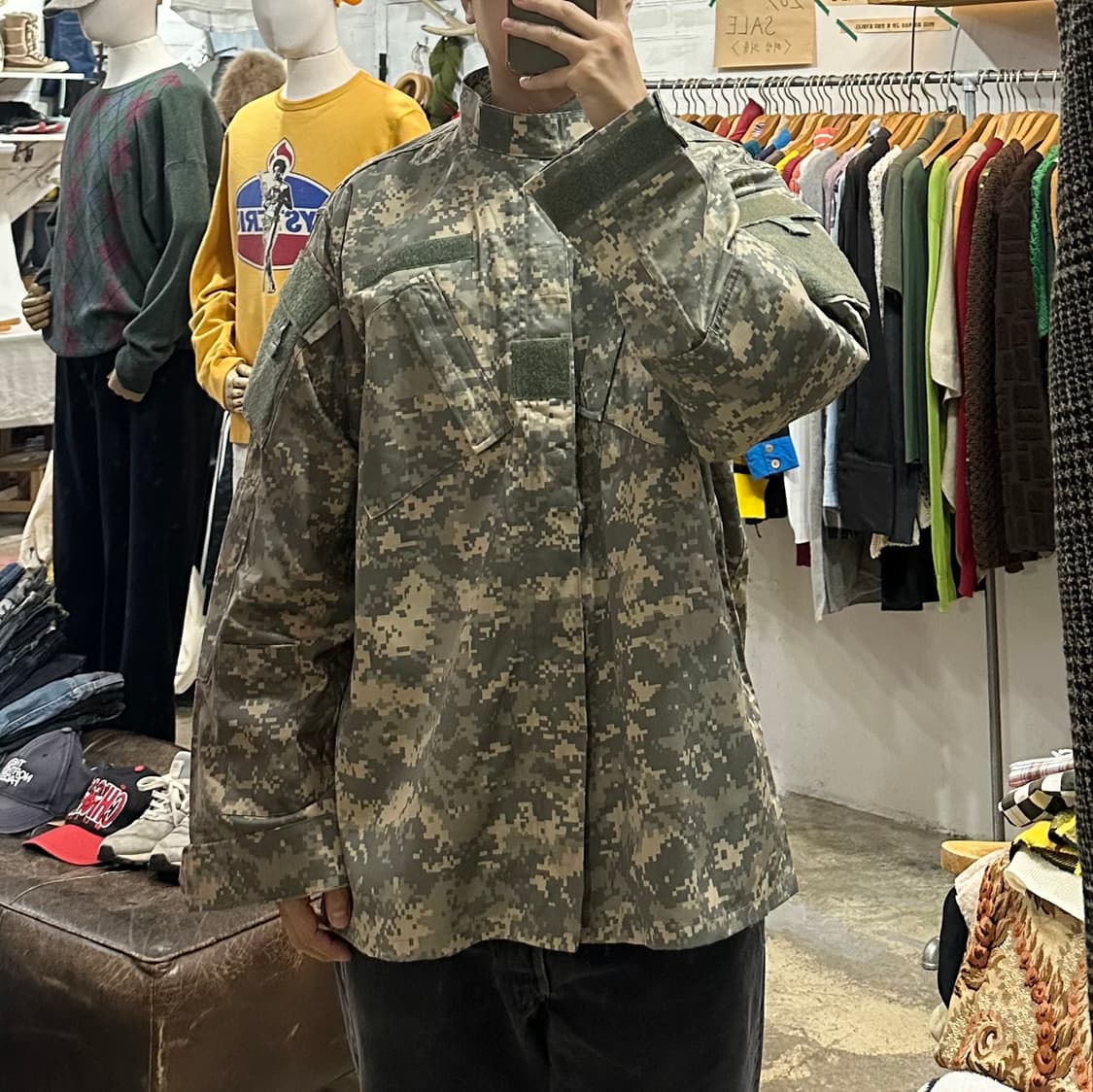 (착용컷) U.S.ARMY 디지털 컴뱃 자켓 (남성용 105) 상품이미지3