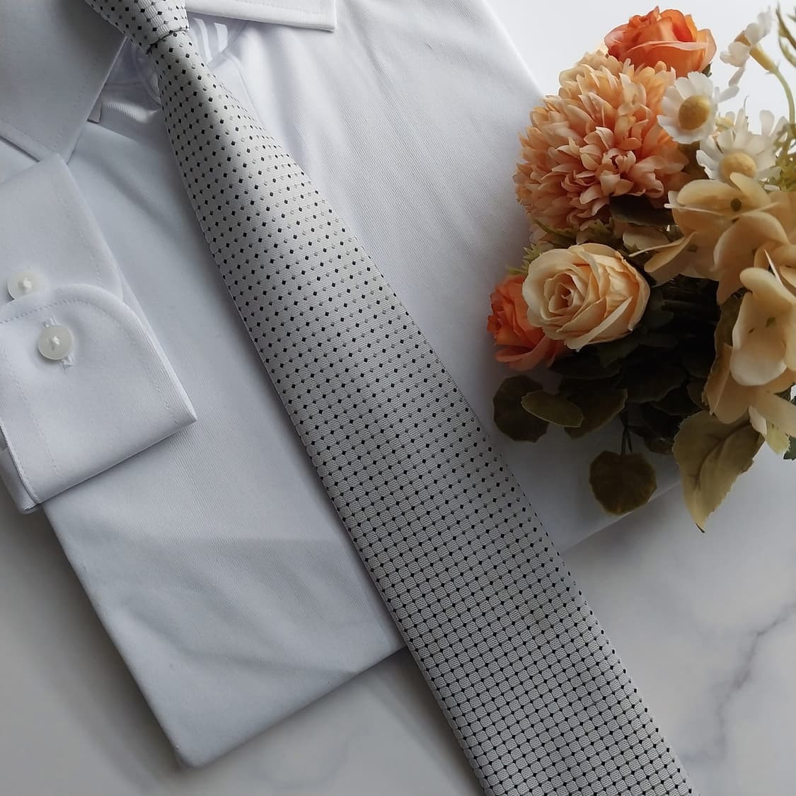 저널웍스 실크 라이트그레이 도트 넥타이 6.8cm A+등급 K1460
 상품이미지8