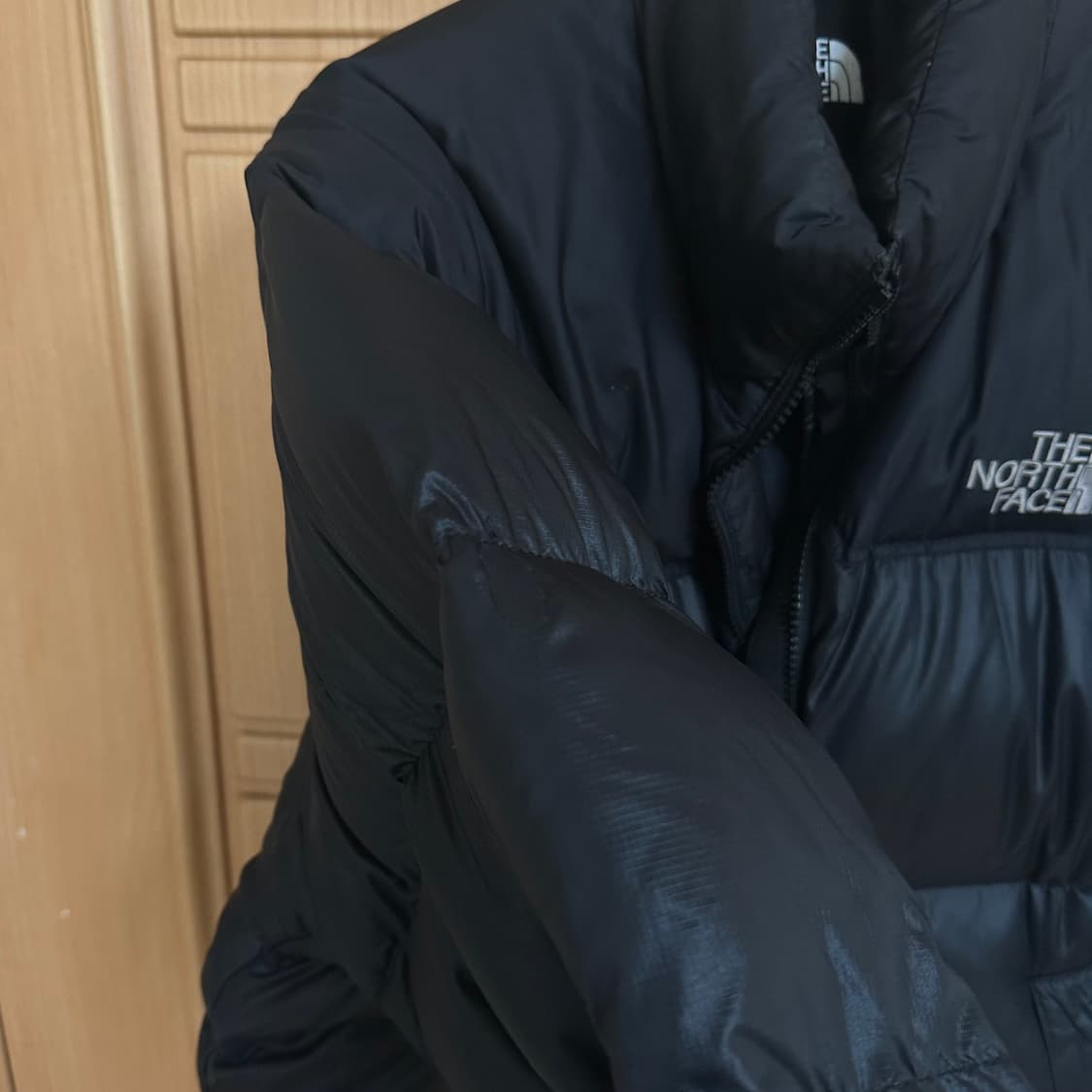 (100-103)구형 노스페이스 눕시 700 블랙 패딩 상품이미지4