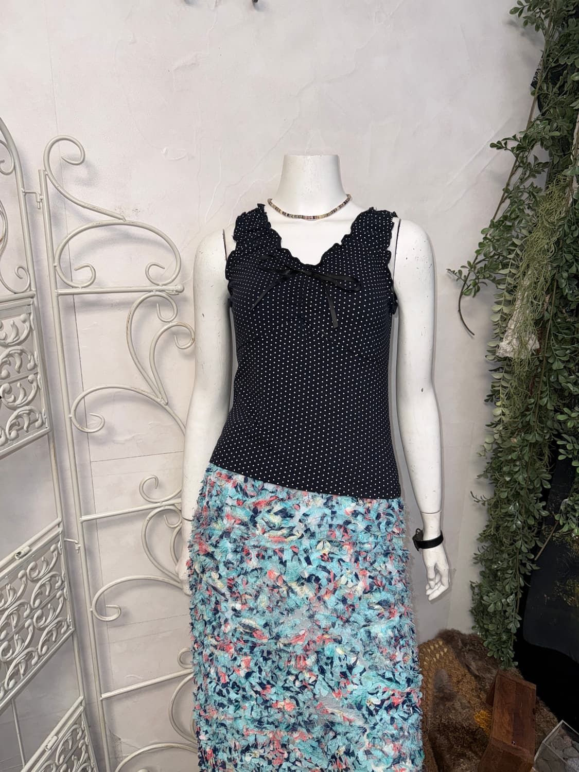 Brandy Melville navy dot ribbon 슬리브리스 상품이미지2