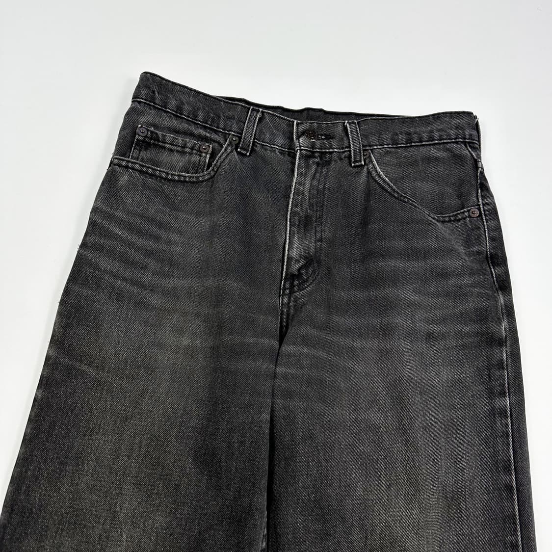 28 리바이스 505 레귤러 스트레이트 흑청 데님팬츠 상품이미지3