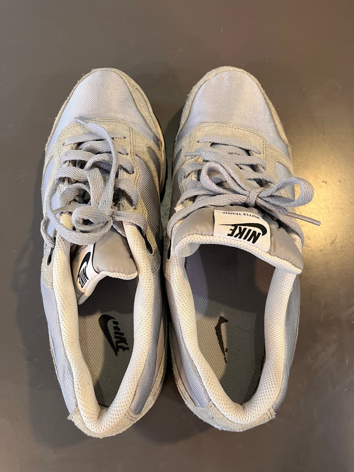 나이키 에어 와플 트레이너 그레이 스웨이드 스니커즈 (285mm) 상품이미지5