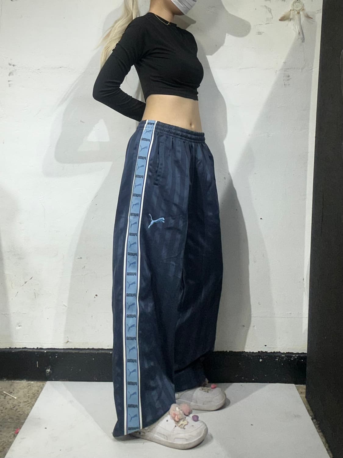 푸마 네이비 와이드 스카이 블루 사이드 라인 추리닝 바지 상품이미지1