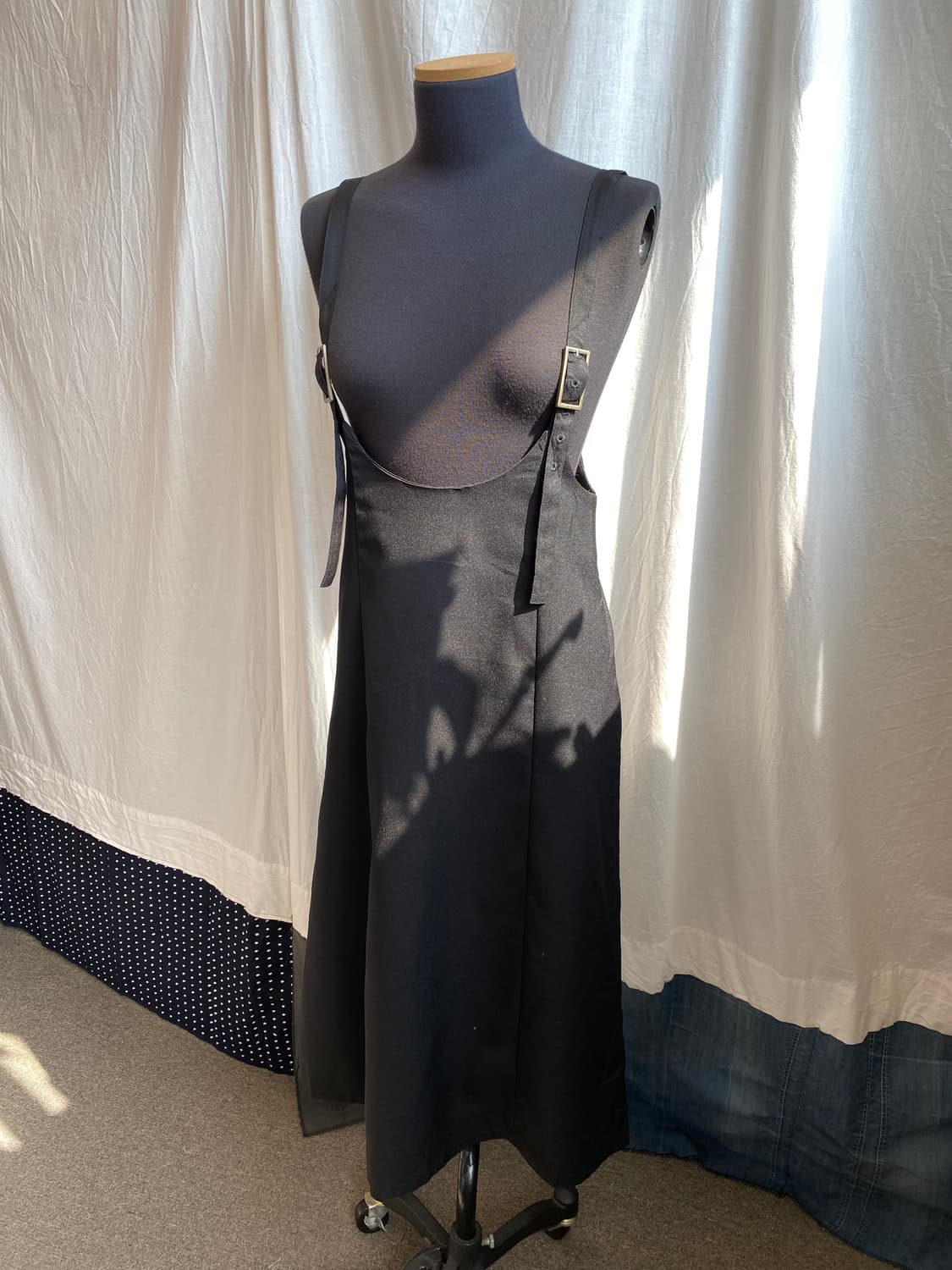 COLZA 블랙 서스펜더 원피스(M) 상품이미지10