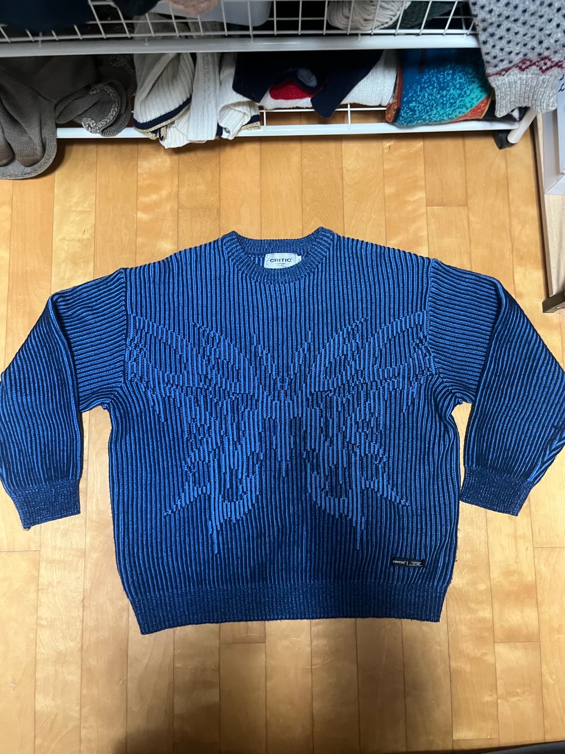 (M)크리틱 니트 스웨터 상품이미지1