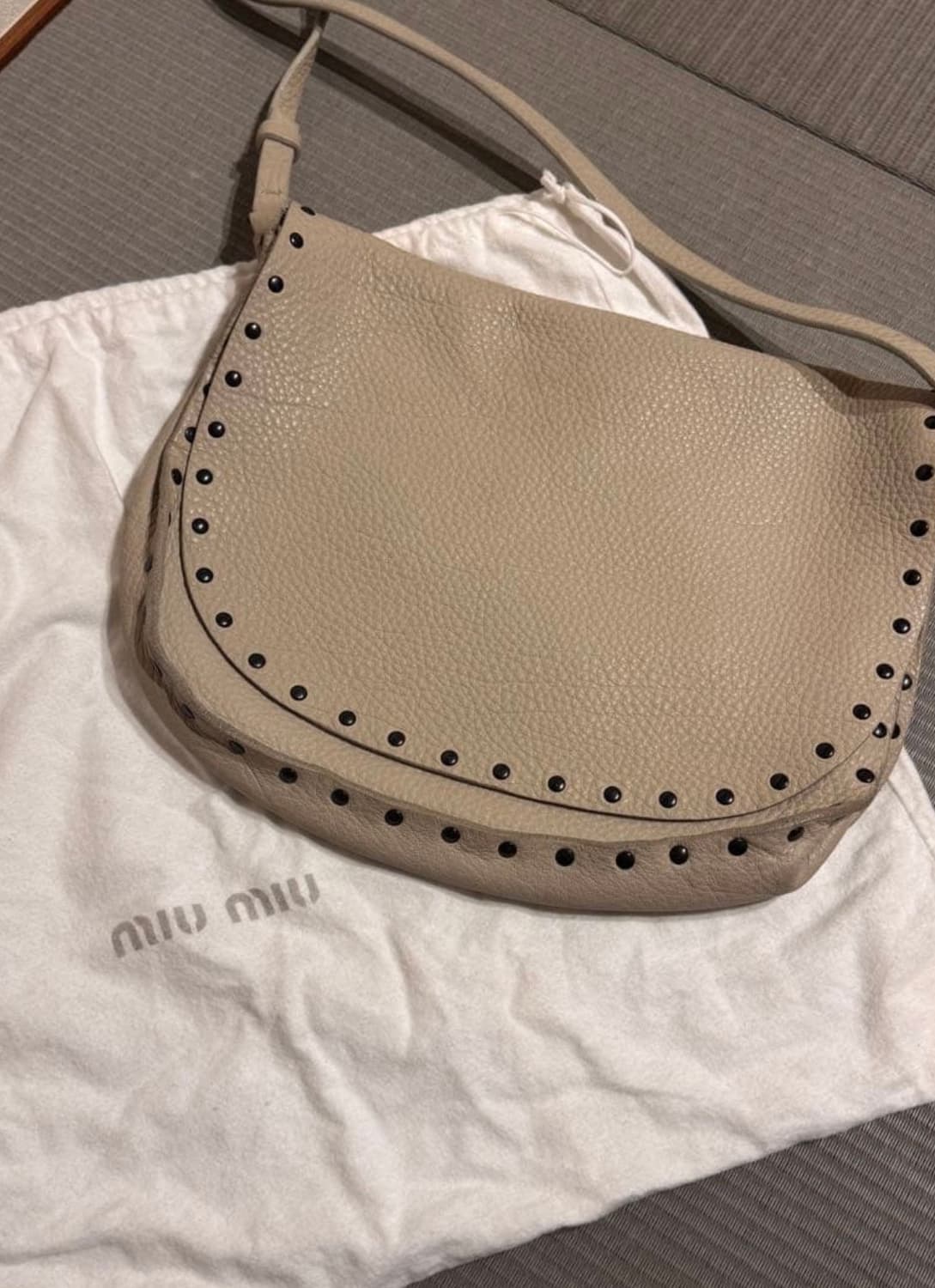 miu miu 90s archive bag 상품이미지1