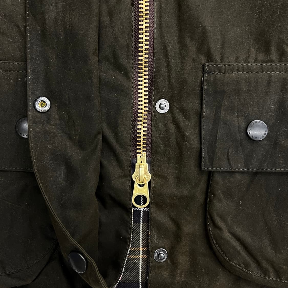 (새상품) 바버 클래식 비데일  올리브 왁스 자켓  상품이미지6