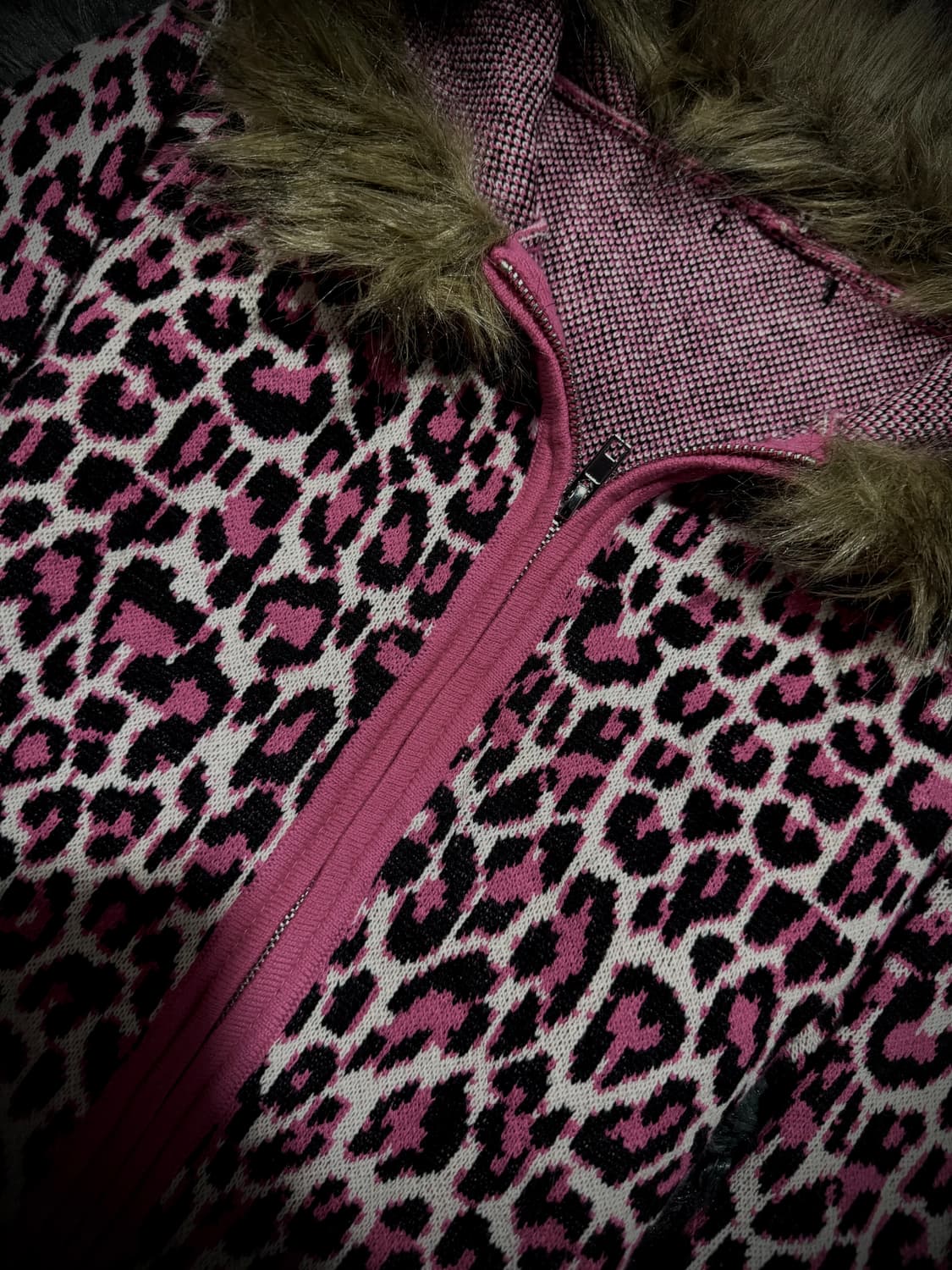 핑크 크롭 레오파드 퍼 후드집업 상품이미지4