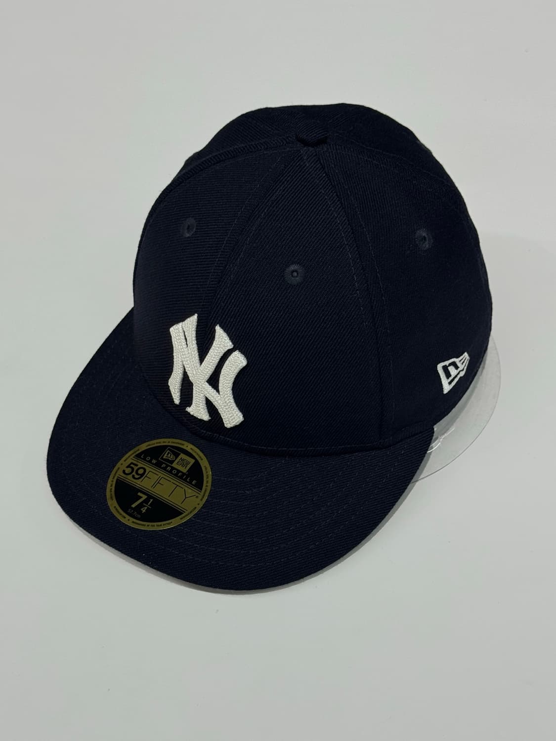 KITH X NEW ERA (키스 X 뉴에라) 로즈 자수 네이비 상품이미지1