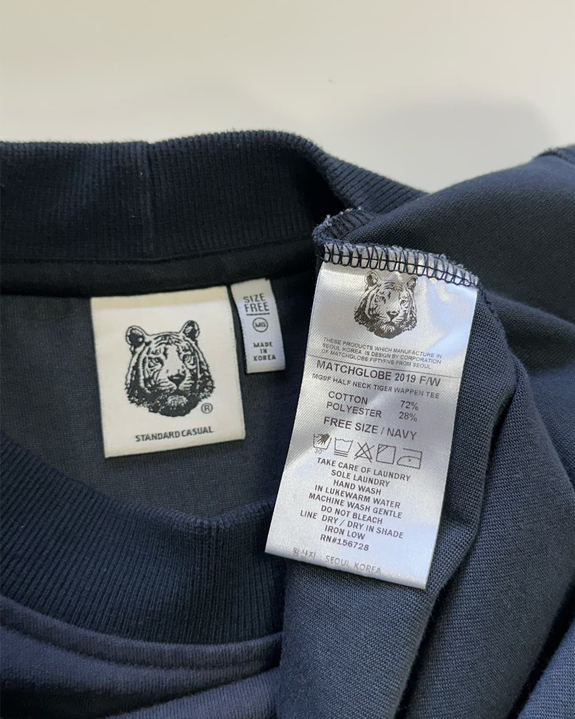 스탠다드캐주얼 맨투맨 블랙 상품이미지3