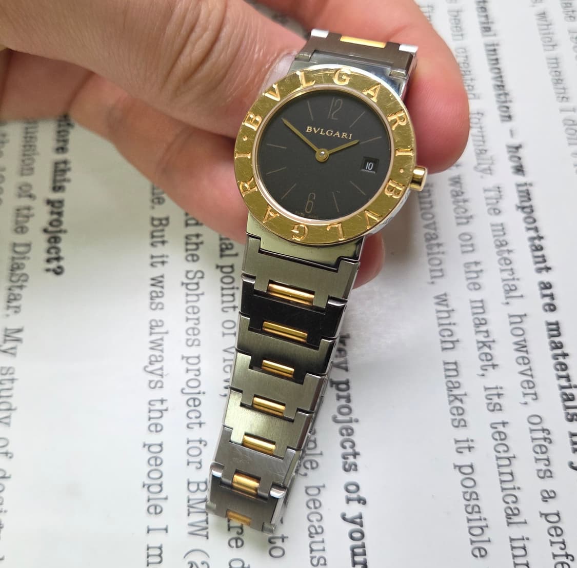 불가리 BB26 18K콤비 블랙다이얼 쿼츠 여성용 브레이슬릿 ver. 상품이미지9