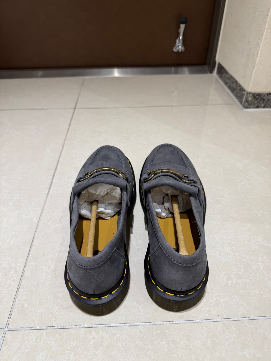 [새상품 / 265] 닥터마틴 아드리안 스내플 워시드 데님 상품이미지3