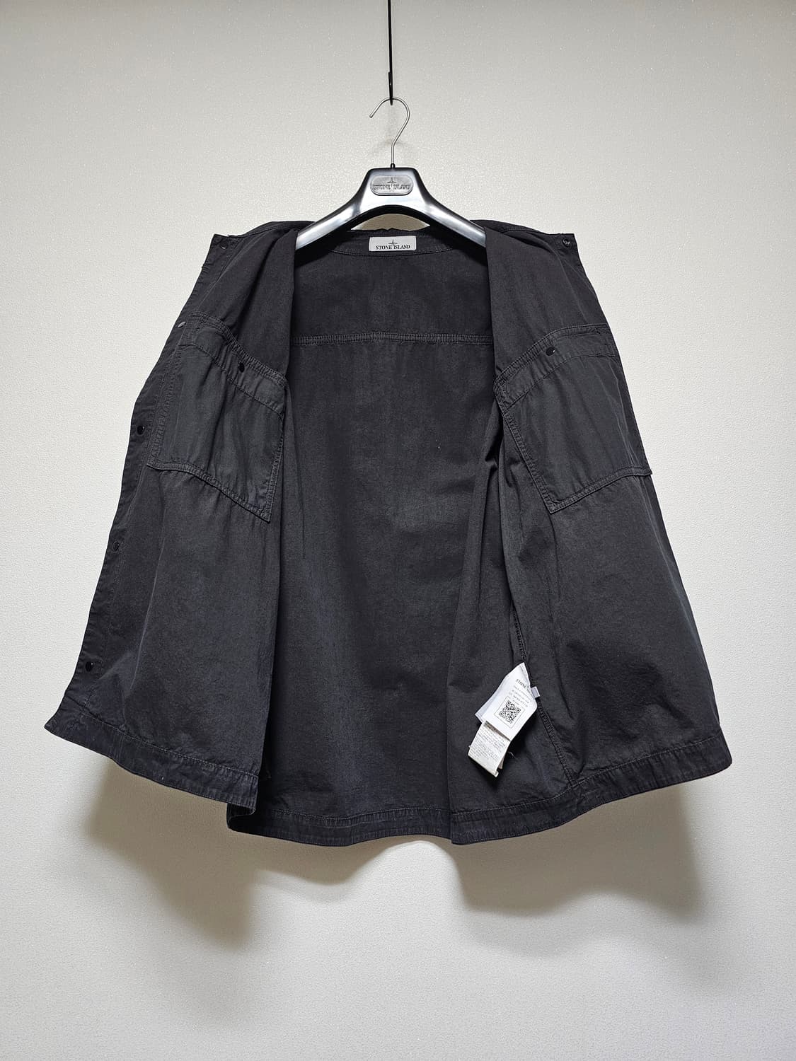 스톤아일랜드 와펜 반팔 셔츠 25SS 상품이미지5