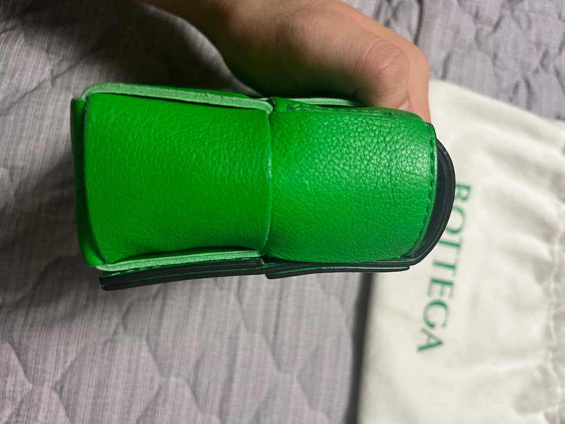 보테가베네타 램스킨 그린 레더 벨트 카세트백 상품이미지7