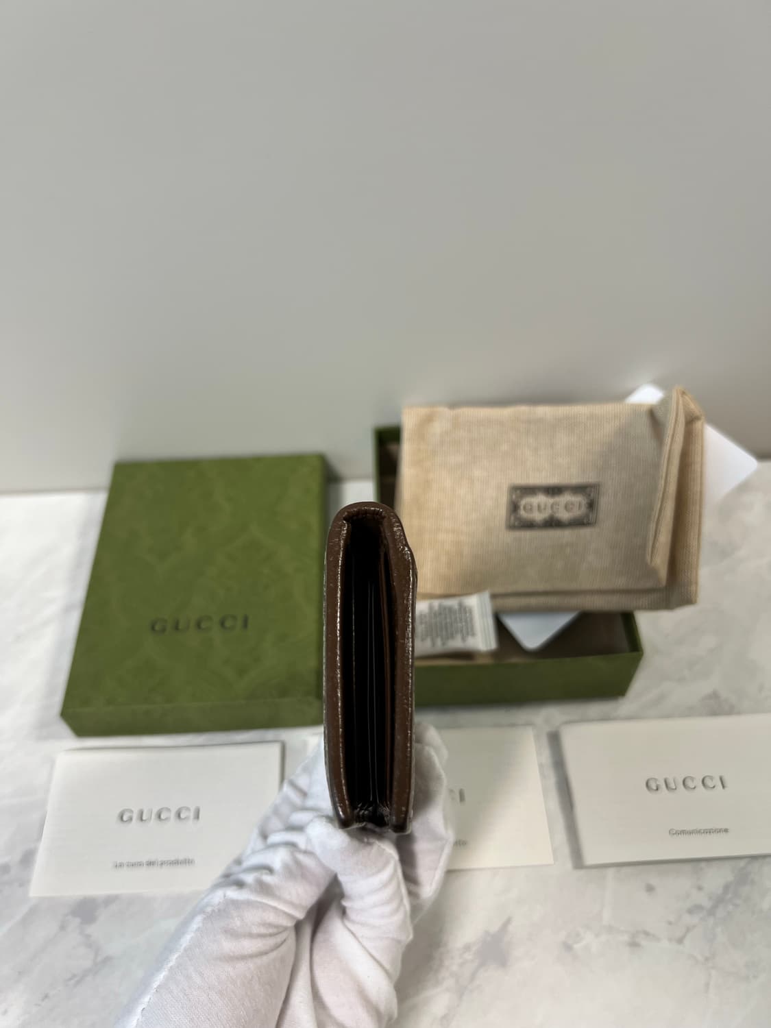 구찌 인터로킹 롱오거나이저 카드지갑 상품이미지9