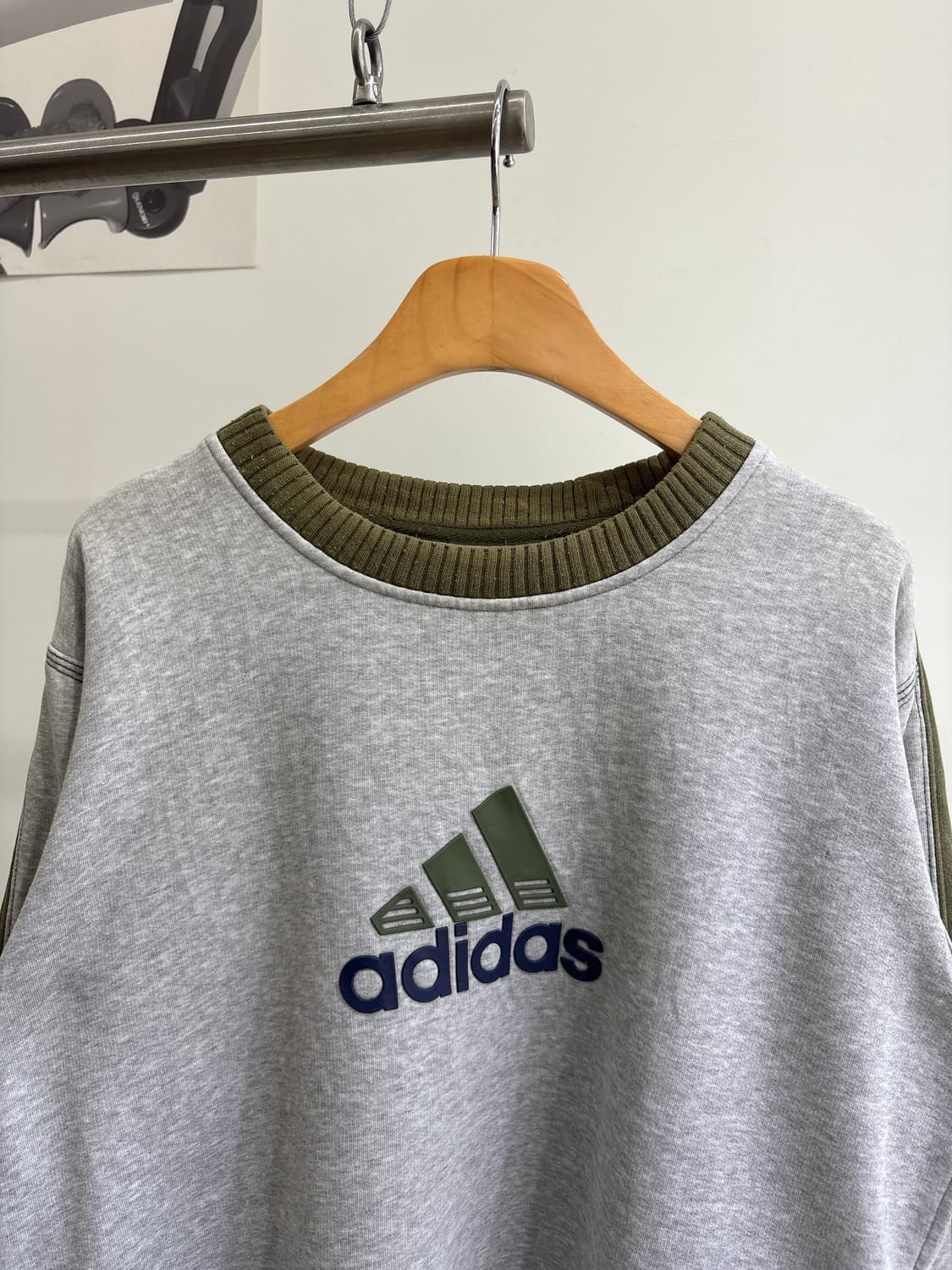 ADIDAS 맨투맨 상품이미지2