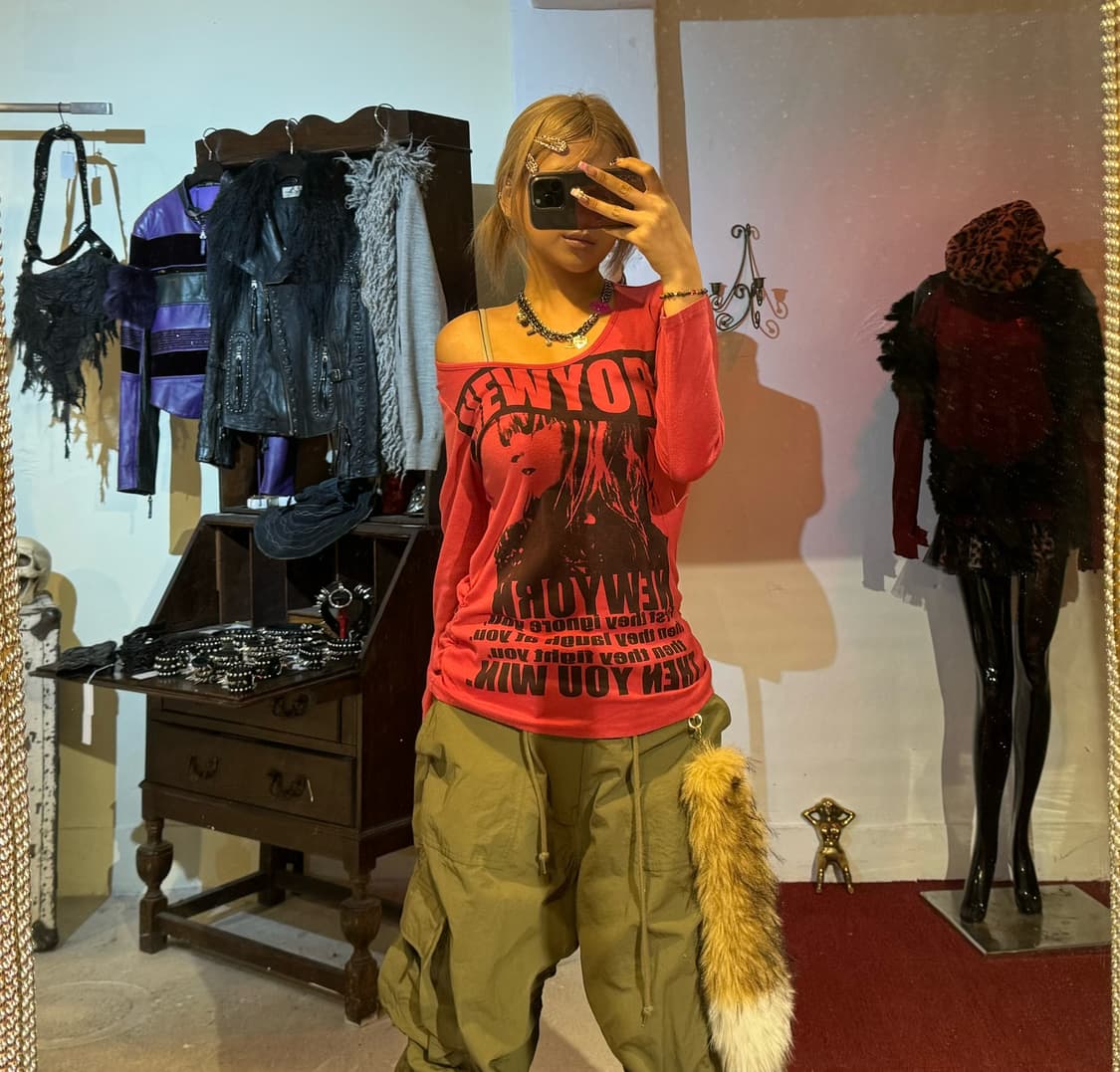 백 데미지 포인트 롱슬리브 상품이미지1