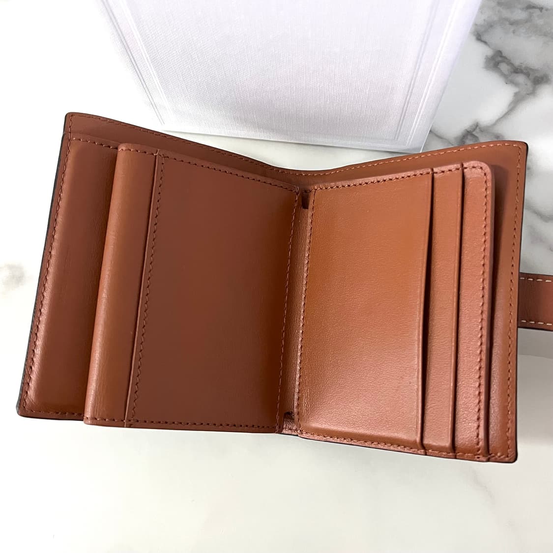 [S급/정품] 셀린느 스몰 스트랩 여성 중지갑 반지갑 상품이미지6