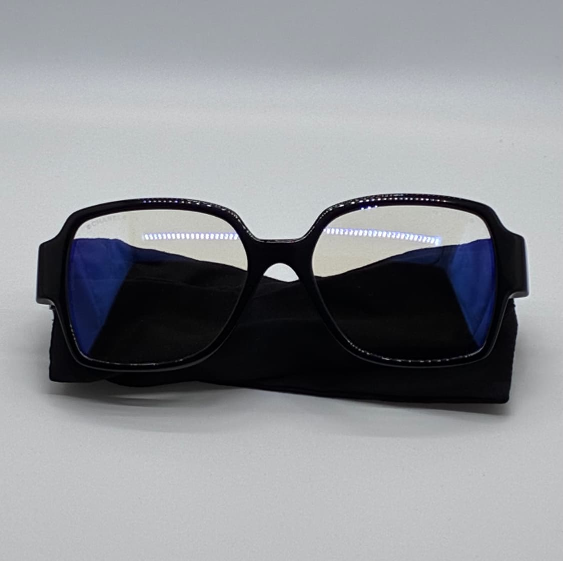 샤넬 블루 라이트 스퀘어 프레임 안경 상품이미지3