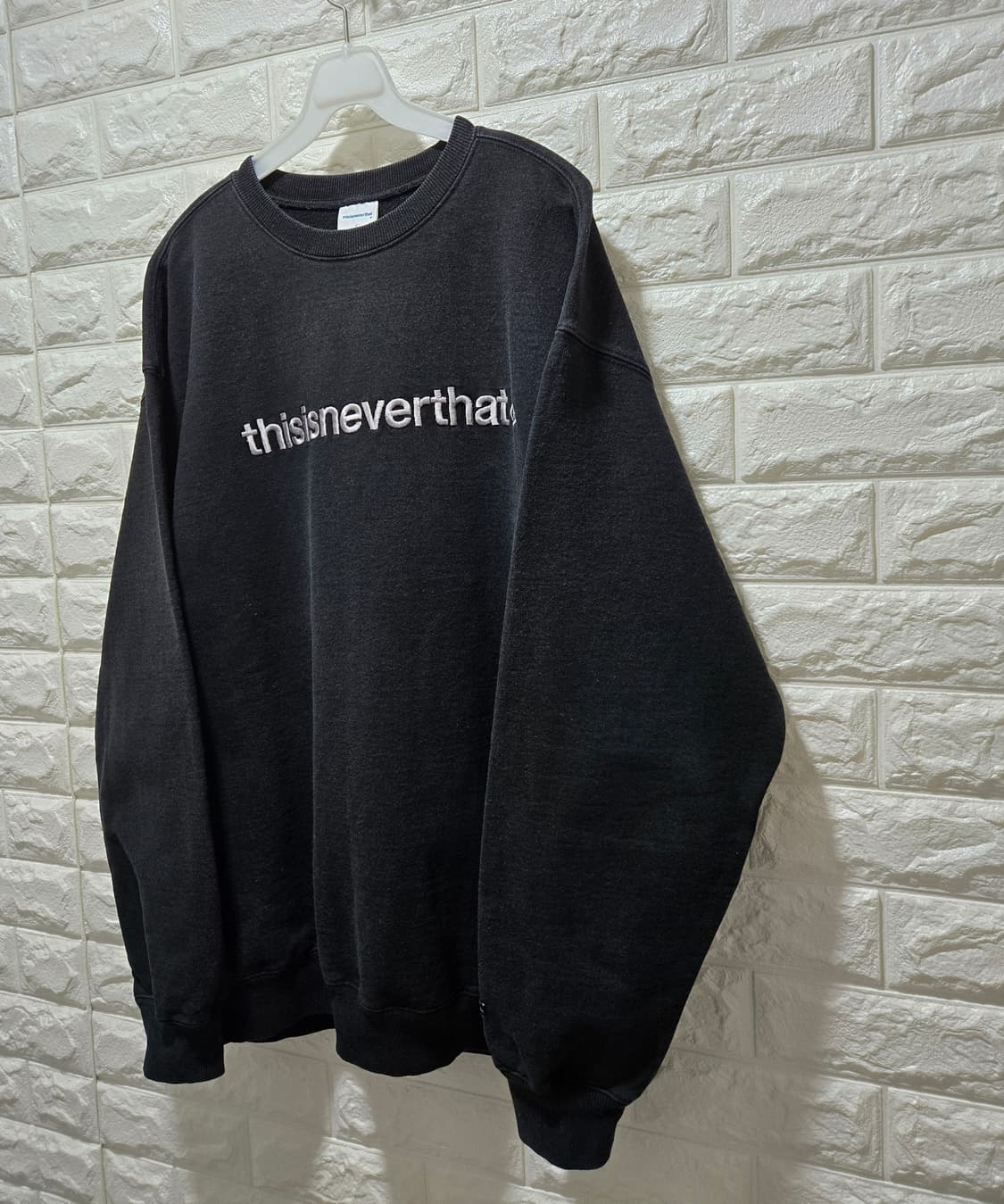 디스이즈네버댓 기모 맨투맨 L 상품이미지4