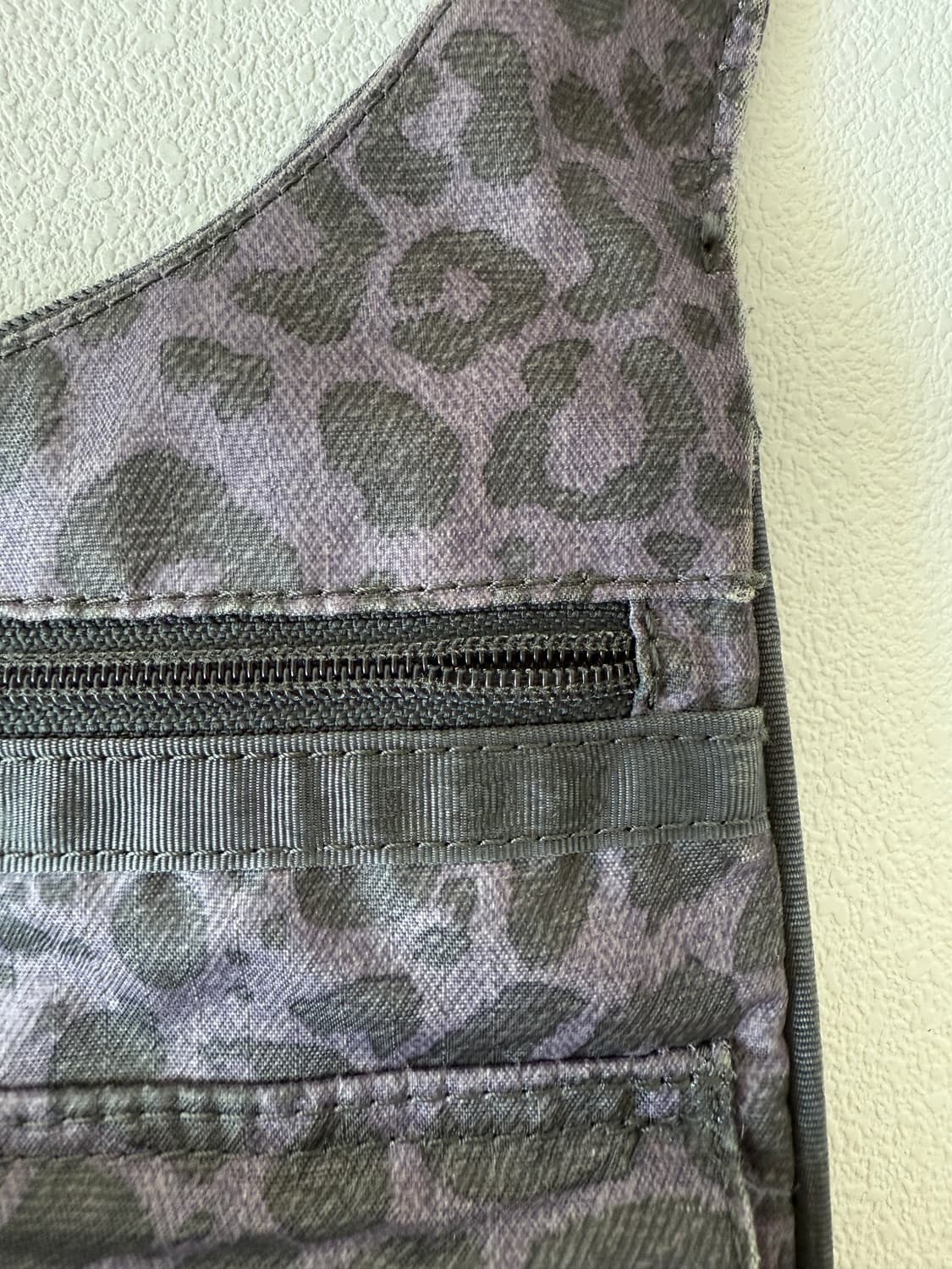 레스포삭(LeSportsac) 레오파드 크로스백 상품이미지5