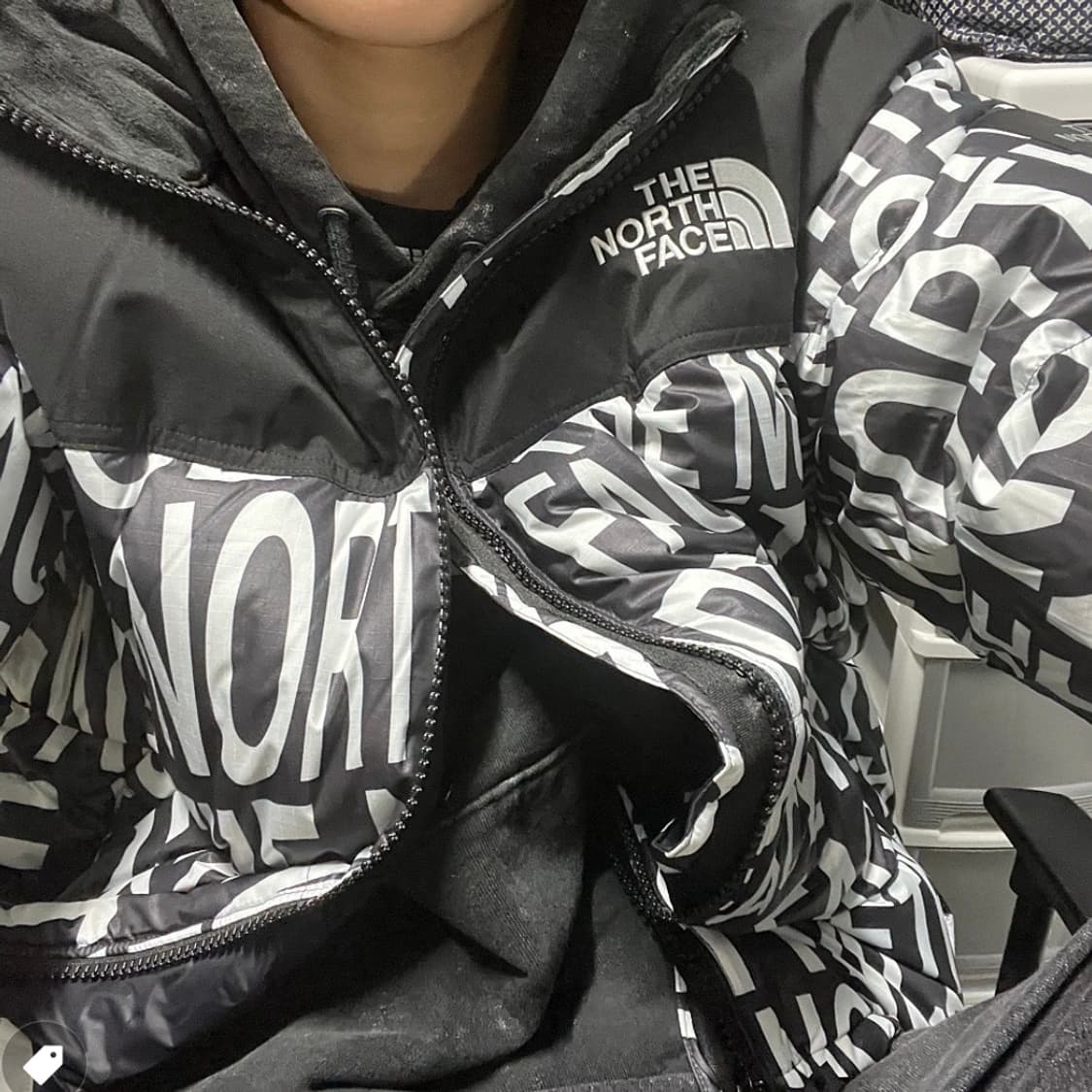 노스페이스 화이트 라벨 노벨티 눕시 다운 자켓 프린트 블랙 숏패딩 상품이미지1