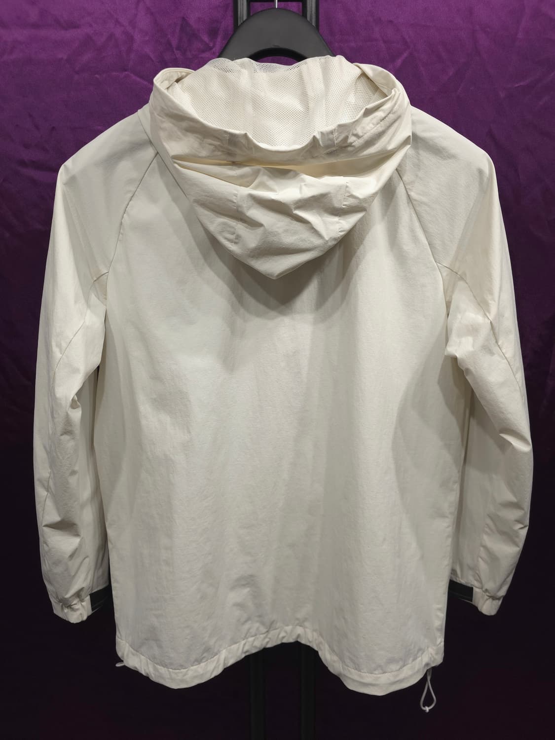 디스커버리 여성 로고테잎 바람막이 자켓 95(100) 상품이미지3