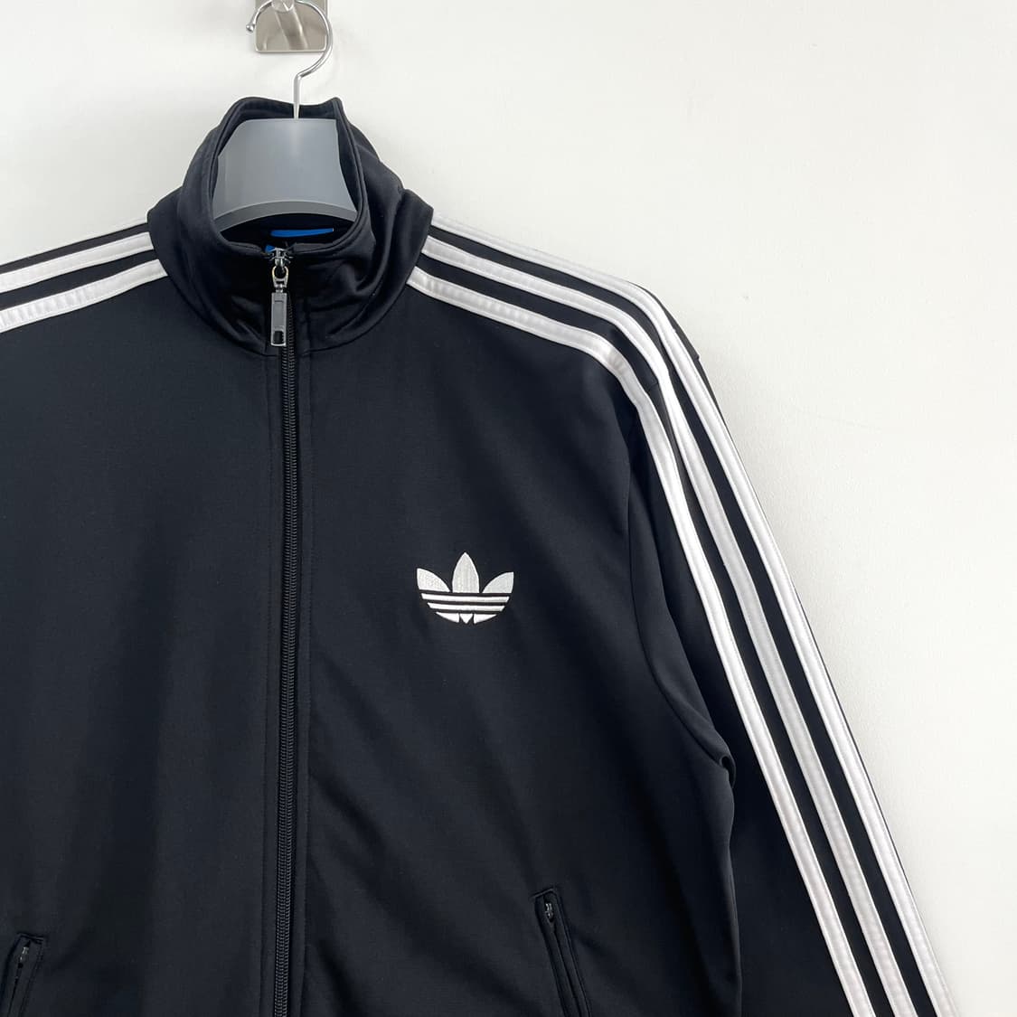 아디다스 구파이어버드 블랙 트랙탑 져지 상품이미지4