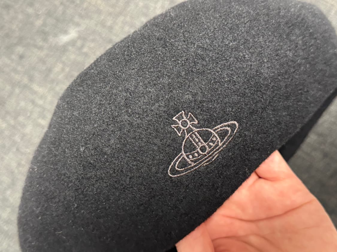 비비안웨스트우드 울 베레모 블랙 상품이미지1