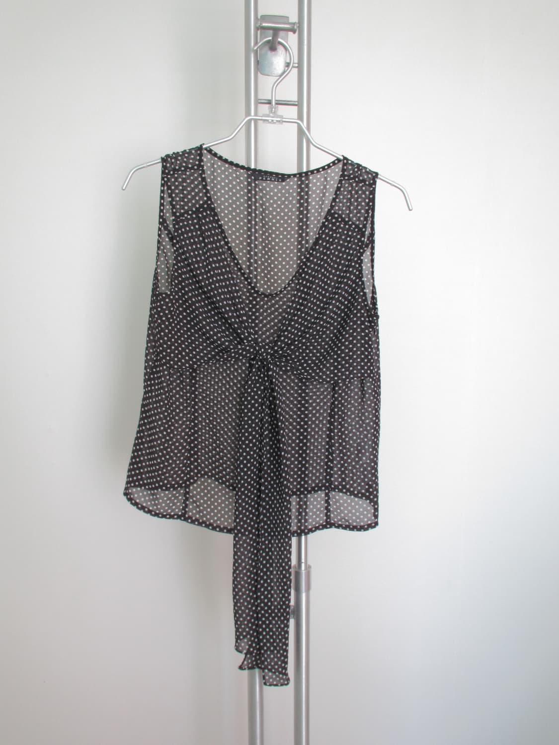 Sernard Perris dot sleeveless blouse 상품이미지1