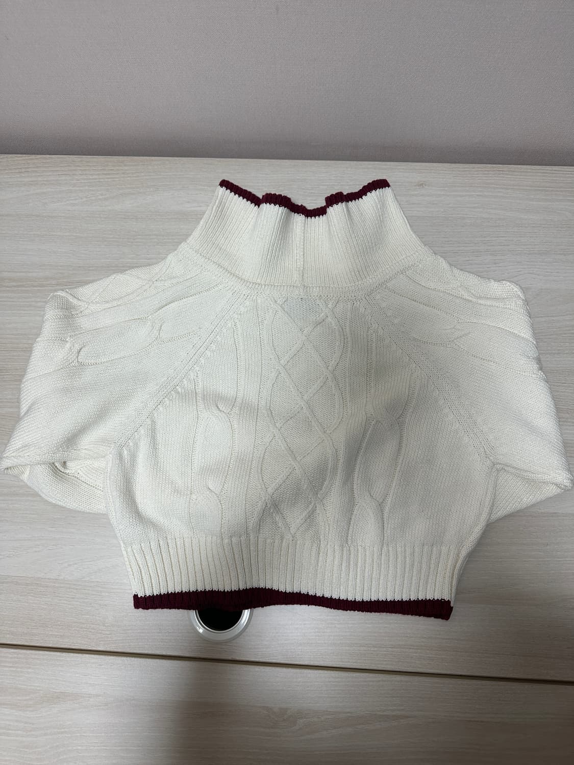 기준 Off-Shoulder Cable Knit Ivory 상품이미지4