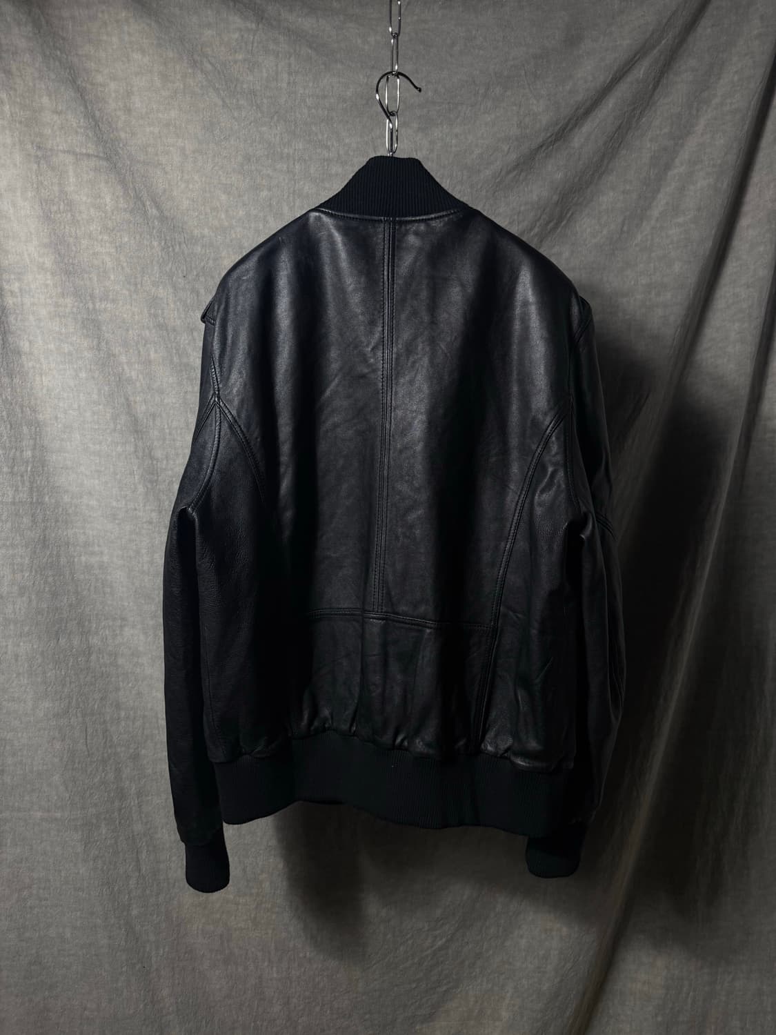 Dressed To Kill Leather Bomber Jacket   상품이미지5