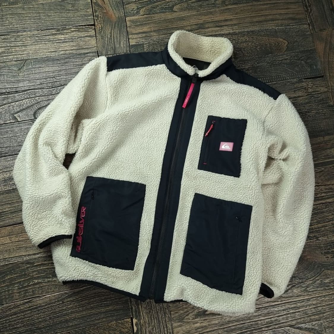 [퀵실버] 로고 패치 쉐르파 플리스 집업 자켓 M17618 상품이미지1