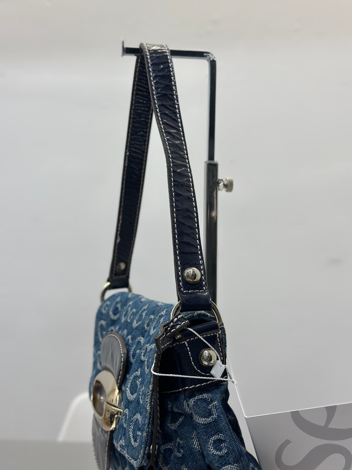 게스 버클 데님 숄더 백  상품이미지9