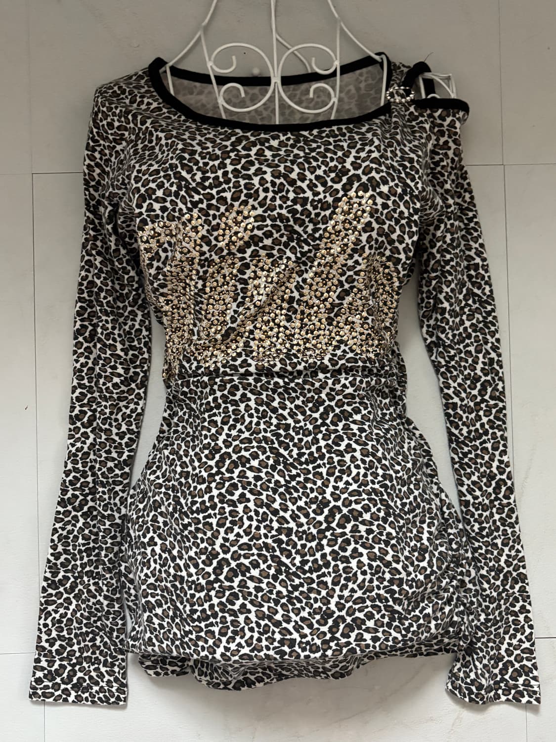 • Leopard Off-Shoulder Long Sleeve 상품이미지7