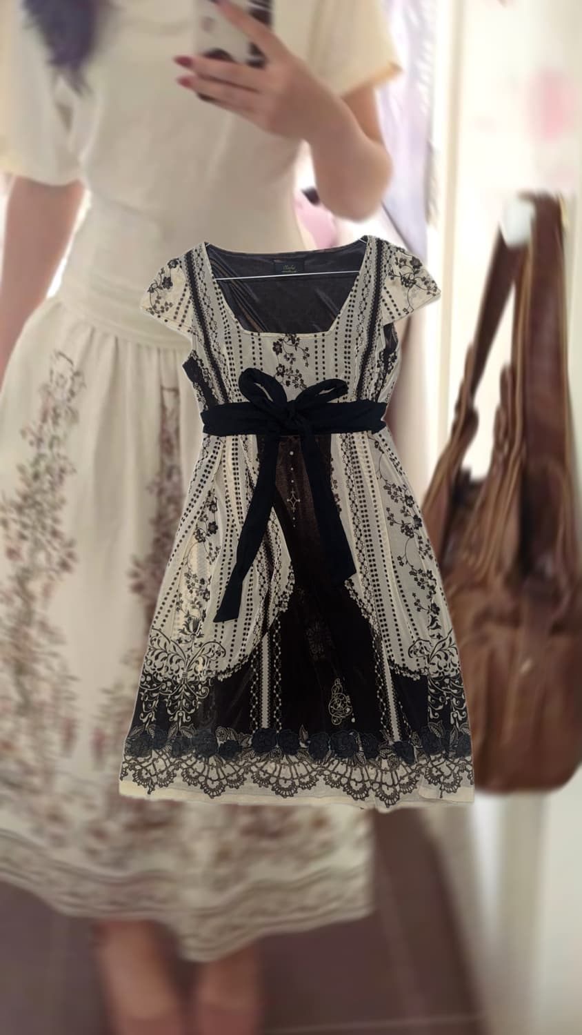 레이스 패턴 리본 원피스 / 유럽 앤틱 코어 / 고딕 로리타 원피스 상품이미지1