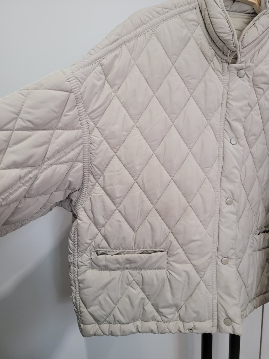 자라 베이지 퀼팅 봄버 자켓 S사이즈 55~77 상품이미지4