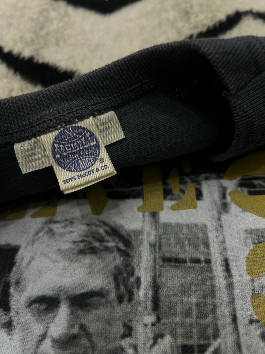 [XL]토이즈맥코이 스티브맥퀸 반팔/챠콜 상품이미지5