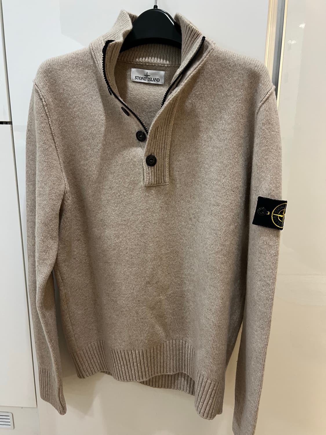 스톤아일랜드 베이지 반집업니트 L 상품이미지1