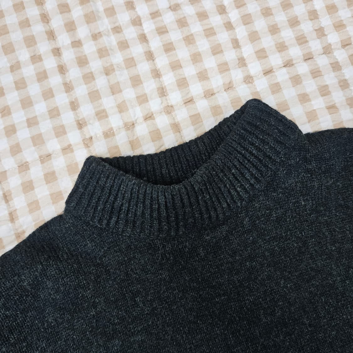 유니클로 울 하이넥 얇은 니트 남자100 상품이미지2