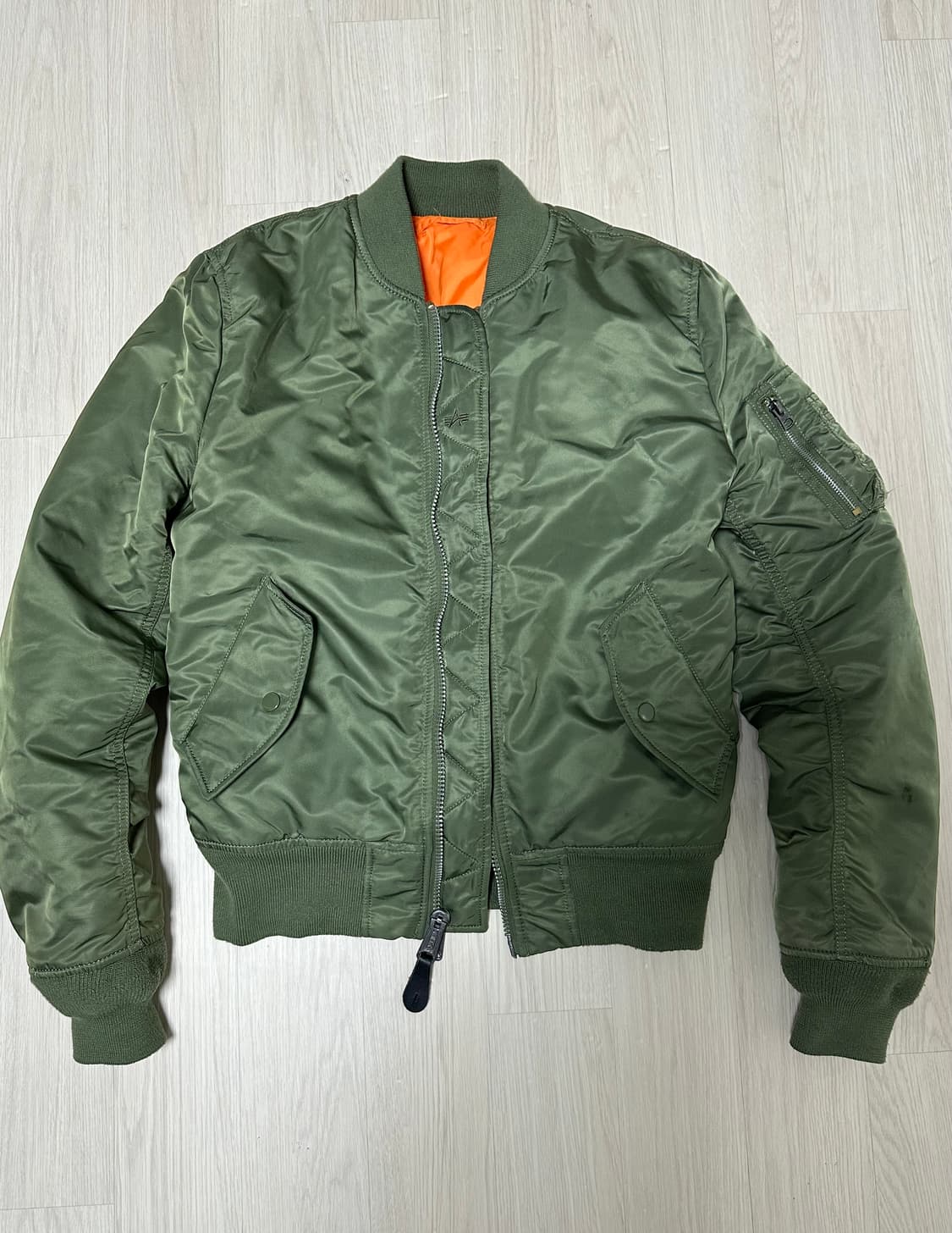 [S] 알파인더스트리 ma-1 슬림핏 세이지 그린 상품이미지1