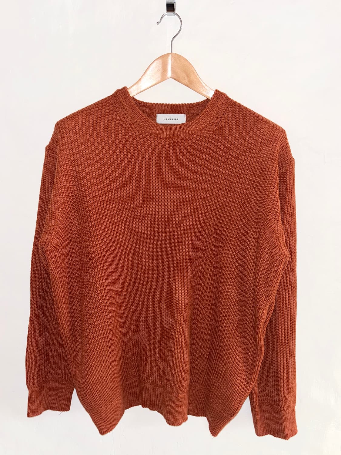 LAWLESS 브릭 컬러 니트 스웨터 상품이미지1
