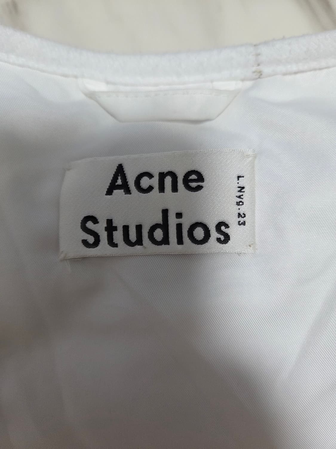 아크네스튜디오 소피아 패딩 상품이미지6